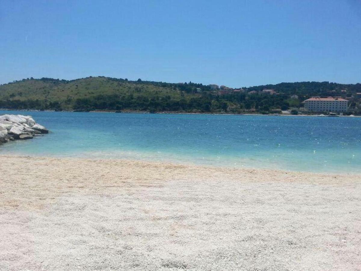 Apartments Ela Trogir Exteriör bild